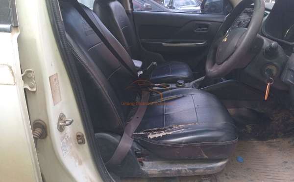 MITSUBISHI DC GLS 4X4