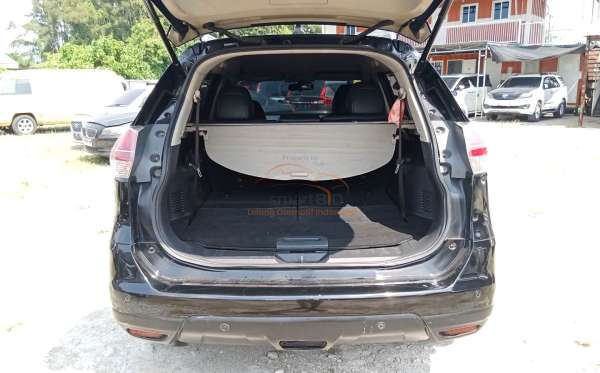 NISSAN  X TRAIL  2.5