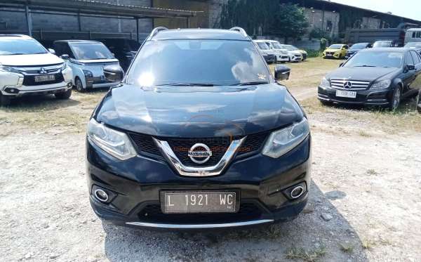 NISSAN  X TRAIL  2.5