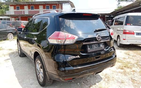 NISSAN  X TRAIL  2.5