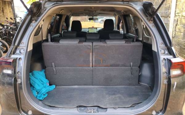 TOYOTA AVANZA 1.5 G