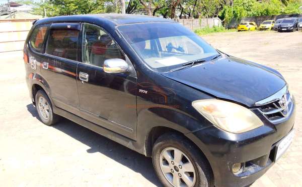 TOYOTA  AVANZA  1.3 G