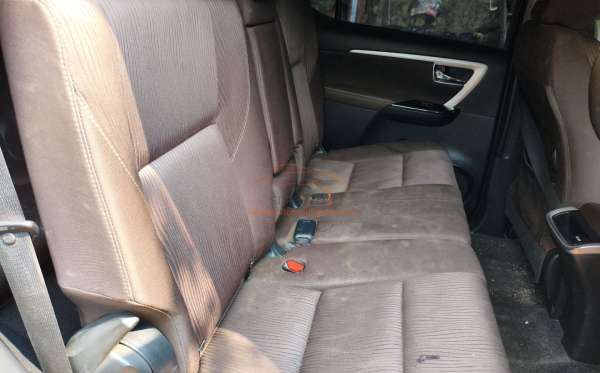 TOYOTA FORTUNER G 2.4