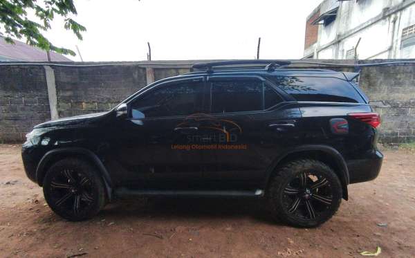 TOYOTA FORTUNER G 2.4