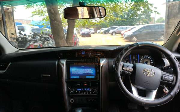 TOYOTA FORTUNER G 2.4