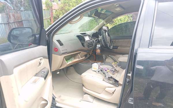 TOYOTA FORTUNER G 2.5 TRD VNT