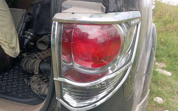 TOYOTA FORTUNER G 2.5 TRD VNT