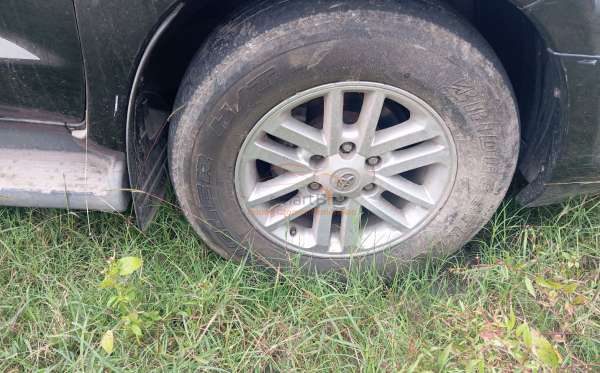 TOYOTA FORTUNER G 2.5 TRD VNT