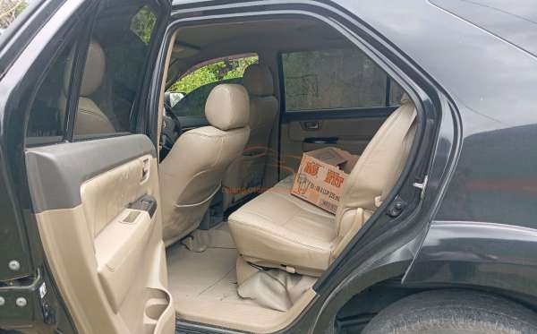 TOYOTA FORTUNER G 2.5 TRD VNT