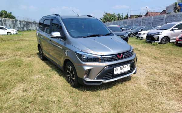WULING CONFERO S 1.5C