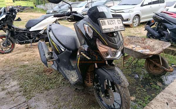 YAMAHA LEXI LX