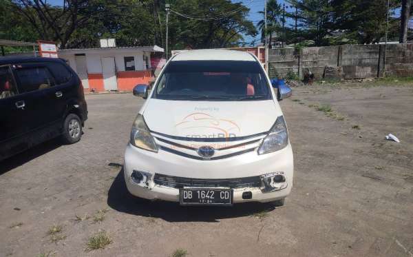 TOYOTA  AVANZA  G