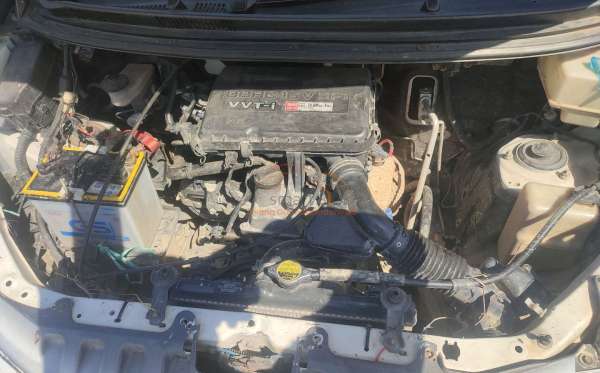 TOYOTA  AVANZA  G