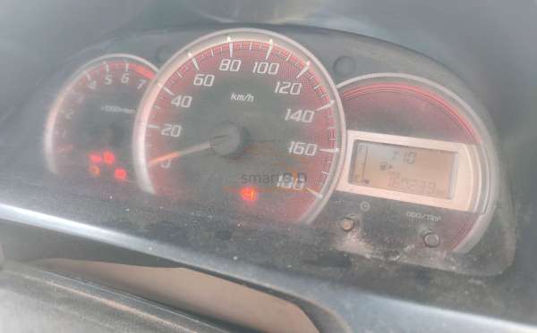 TOYOTA  AVANZA  G