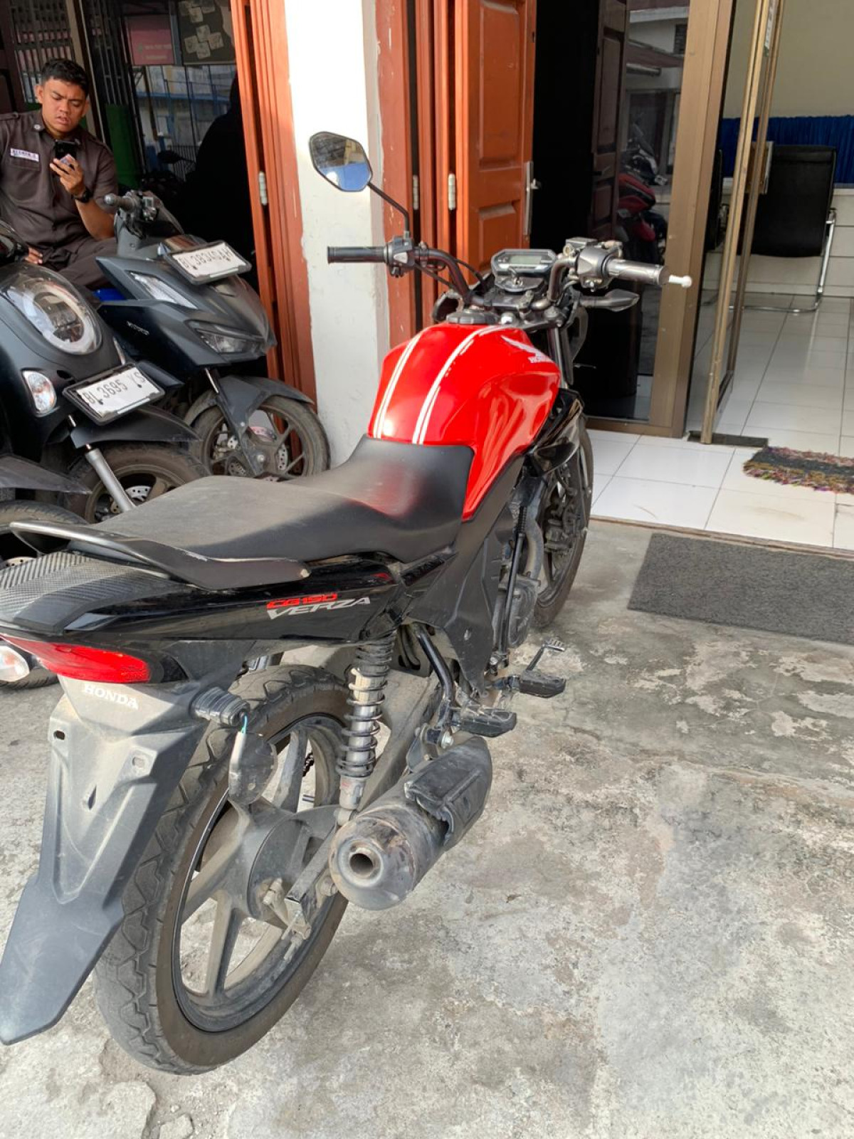 HONDA CB 150 Verza