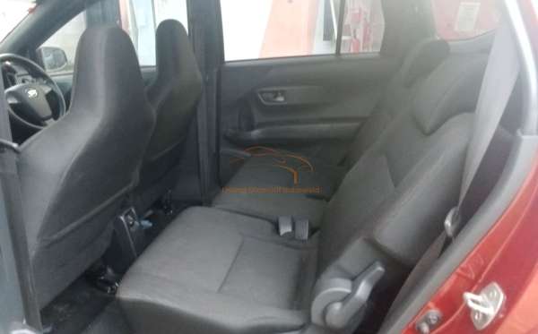DAIHATSU SIGRA