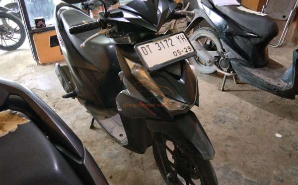 HONDA  BEAT