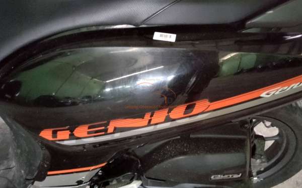 HONDA  GENIO
