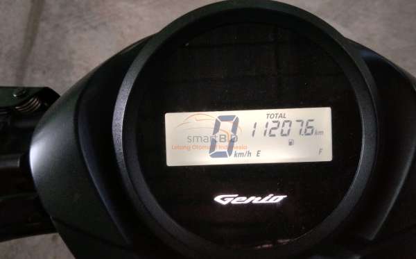 HONDA  GENIO