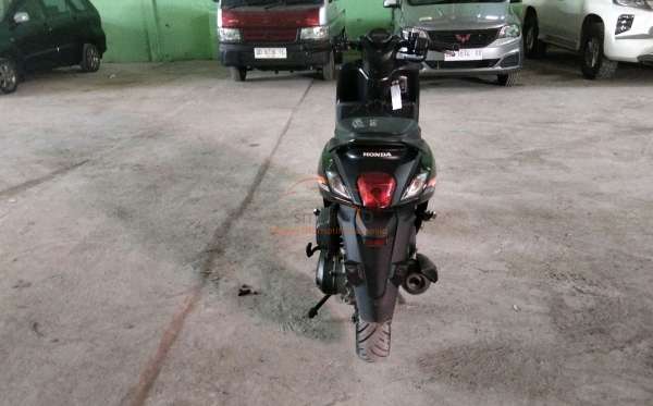 HONDA  GENIO