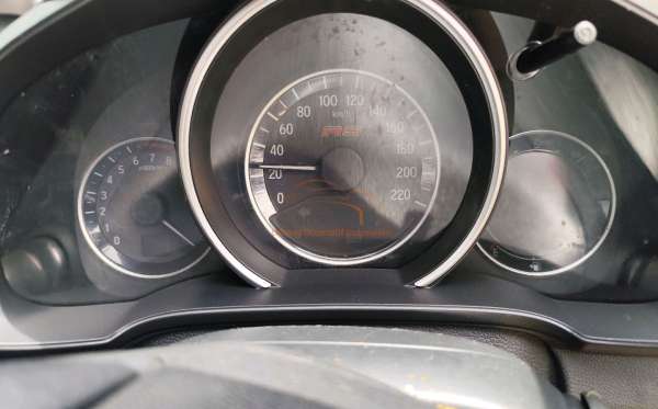 HONDA  JAZZ  GK5 1.5 RS