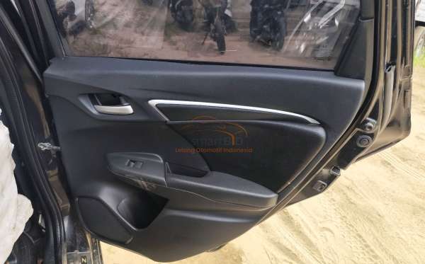 HONDA  JAZZ  GK5 1.5 RS