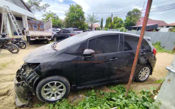 HONDA  JAZZ  GK5 1.5 RS