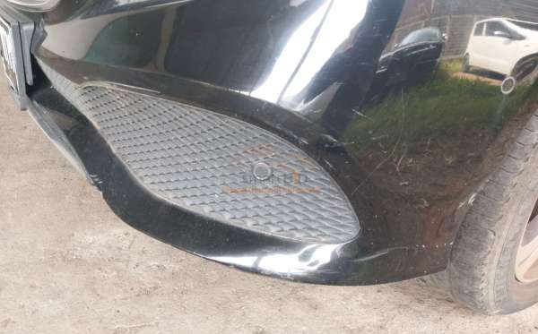 MERCEDES BENZ E 200