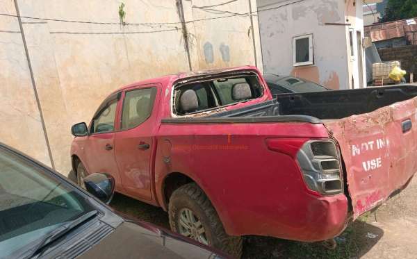 MITSUBISHI DC HDX 4X4