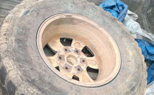 MITSUBISHI DC HDX 4X4