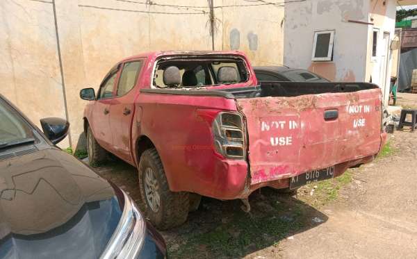 MITSUBISHI DC HDX 4X4