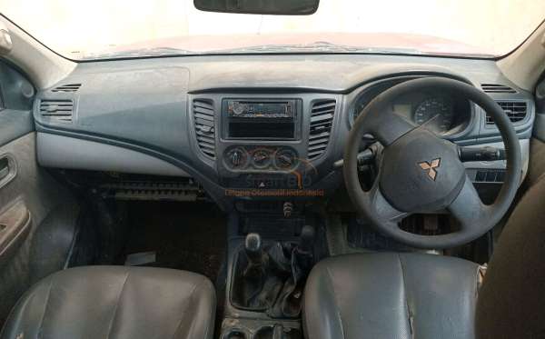 MITSUBISHI DC HDX 4X4
