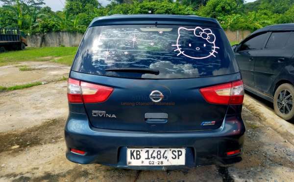 NISSAN GRAND LIVINA 1.5 SV