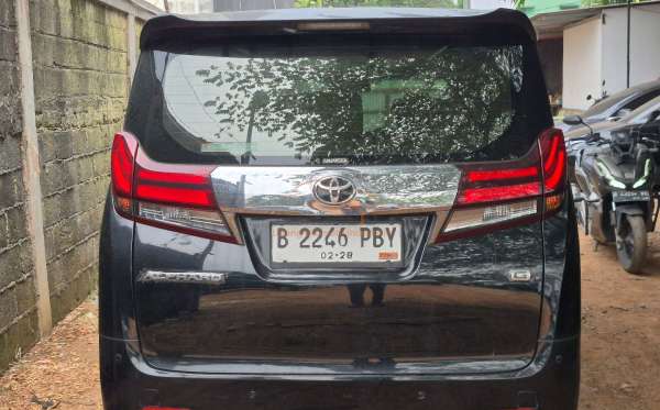 TOYOTA ALPHARD 2.5 G