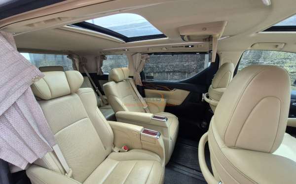 TOYOTA ALPHARD 2.5 G