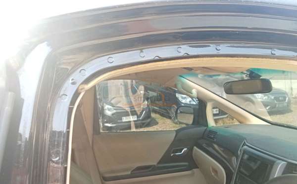 TOYOTA ALPHARD 2.4 X