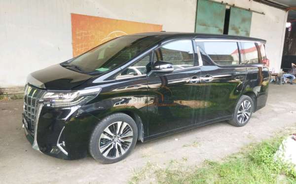 TOYOTA ALPHARD 2.5 G