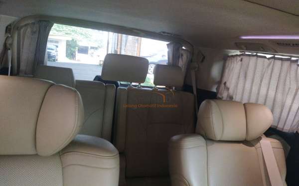 TOYOTA ALPHARD 2.5 G