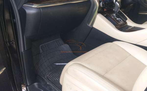 TOYOTA ALPHARD 2.5 G