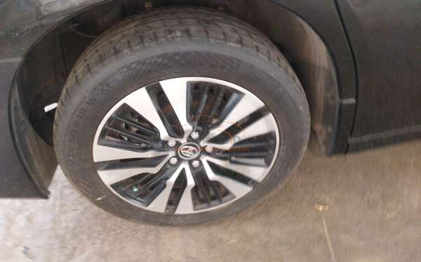 TOYOTA ALPHARD 2.5 G
