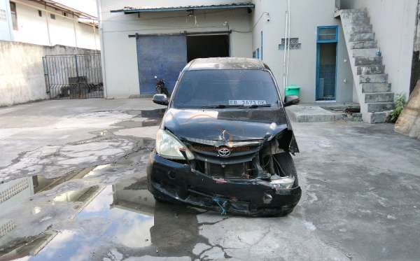 TOYOTA AVANZA