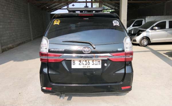 TOYOTA  AVANZA  G