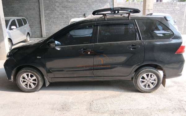 TOYOTA  AVANZA  G