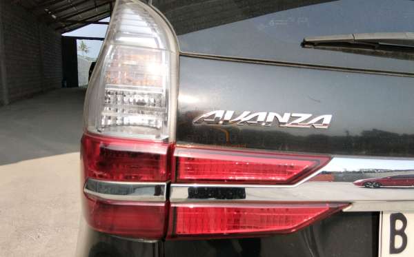 TOYOTA  AVANZA  G
