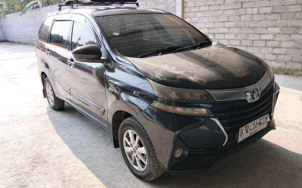 TOYOTA  AVANZA  G