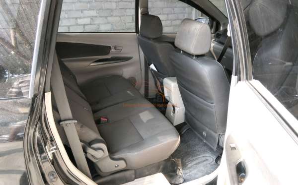 TOYOTA  AVANZA  G