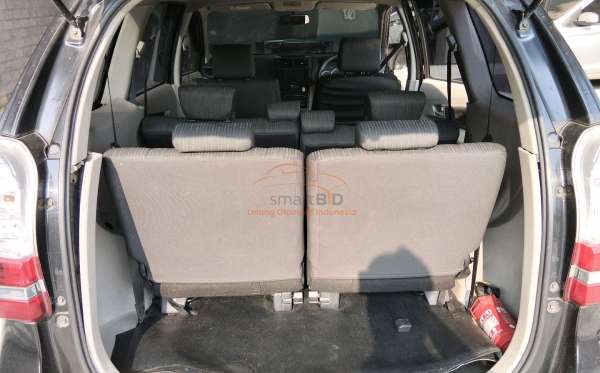 TOYOTA  AVANZA  G