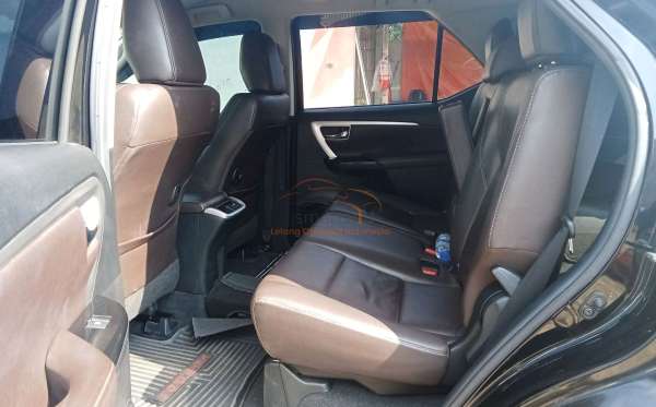 TOYOTA FORTUNER 2.4 VRZ