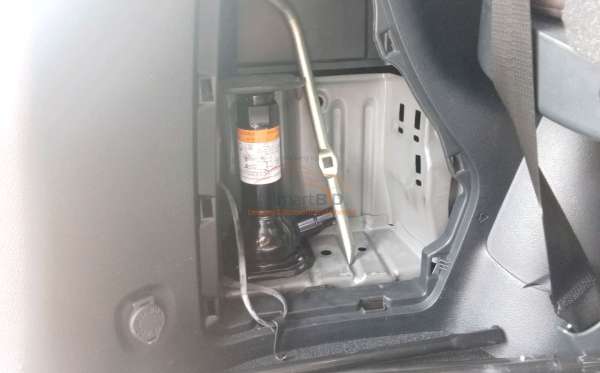 TOYOTA FORTUNER 2.4 VRZ