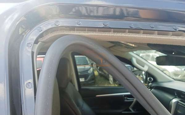 TOYOTA FORTUNER 2.4 VRZ